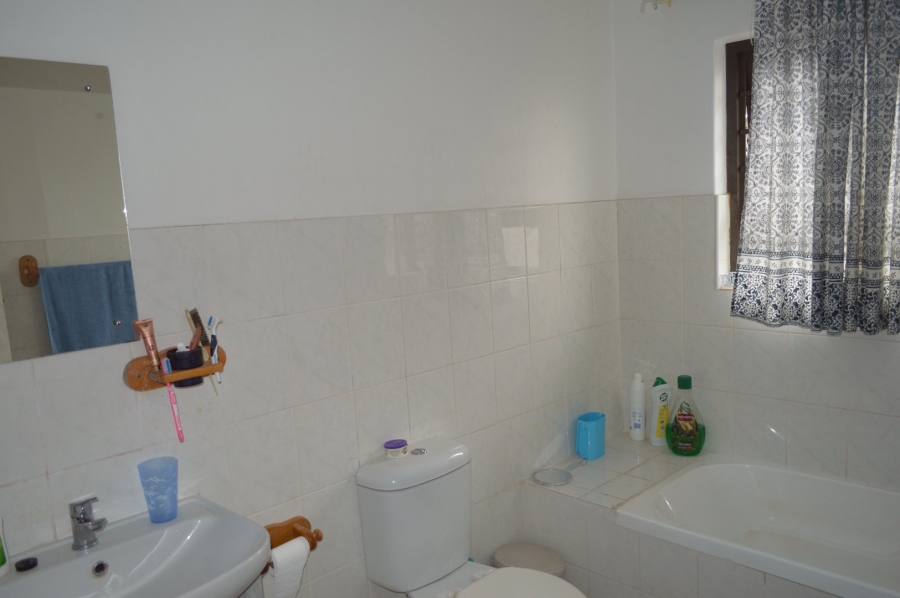 3 Bedroom Property for Sale in Flamwood North West